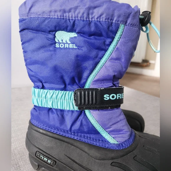 Sorel Kids Flurry Boots sz 2 - Picture 3 of 8